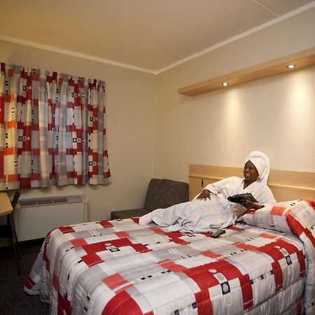 Road Lodge Carnival City Brakpan المظهر الخارجي الصورة